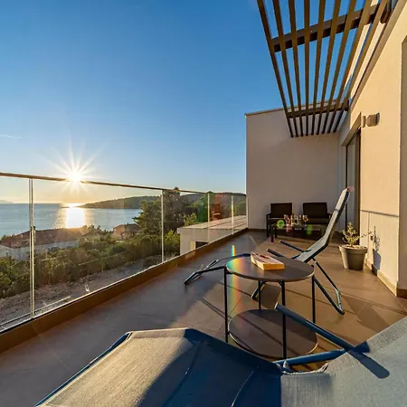 Cozy In Uvala Nova With Sauna Holiday home