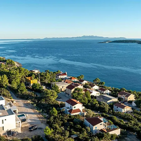Holiday home Cozy In Uvala Nova With Sauna Potirna